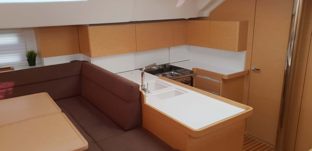 Yacht ELAN - Impression 50 "P & B"