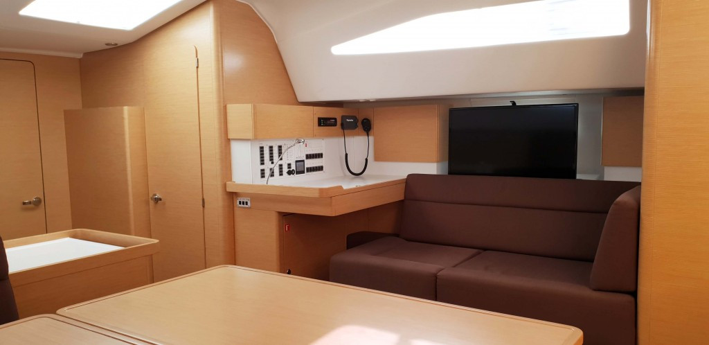 Yacht ELAN - Impression 50 "P & B"