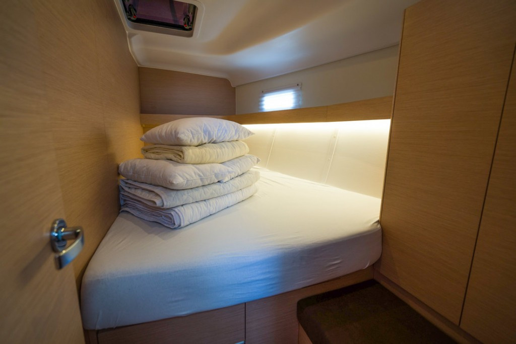 Yacht ELAN - Impression 50 "Sasha"