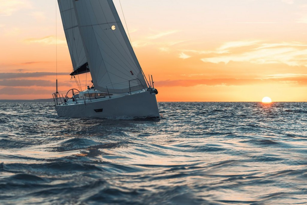 Yacht ELAN - E4 "Shark"