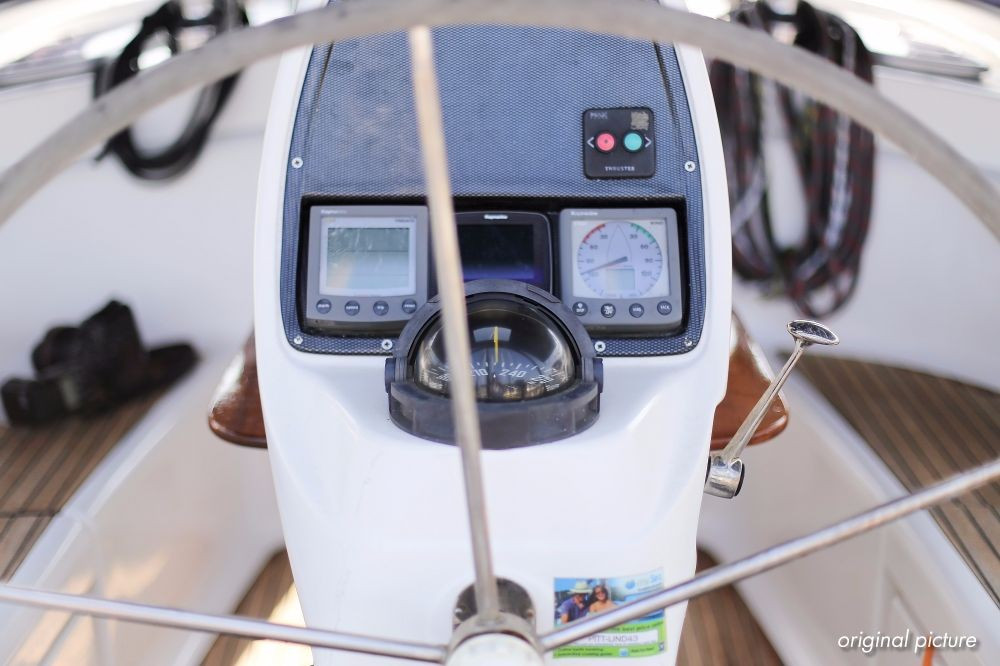 Yacht BAVARIA - 39 Cruiser "Linda"