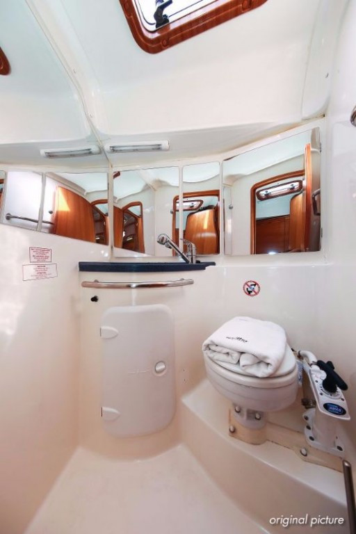 Yacht BAVARIA - 39 Cruiser "Linda"