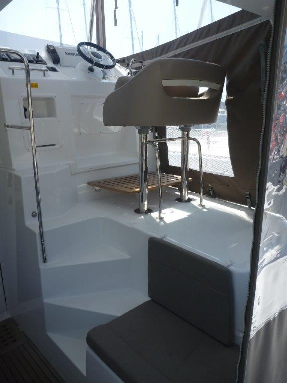 Yacht LAGOON - 40 Motoryacht "Family"