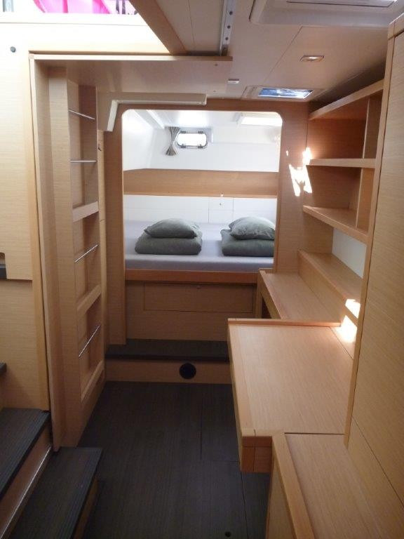 Yacht LAGOON - 40 Motoryacht "Family"