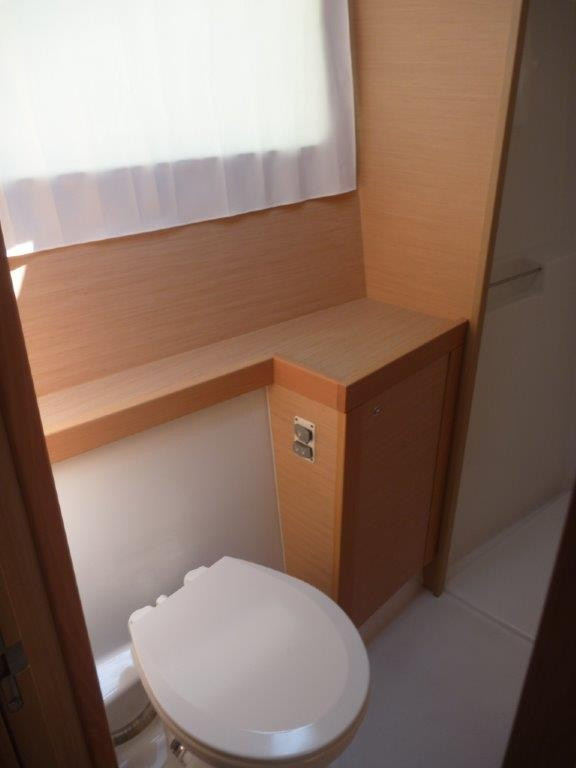 Yacht LAGOON - 40 Motoryacht "Family"