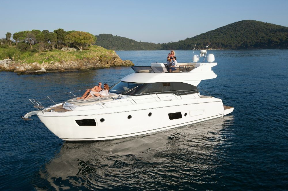 Yacht BAVARIA - Virtess 420 Fly "Lana"