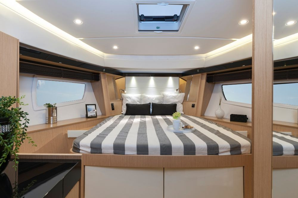 Yacht BAVARIA - Virtess 420 Fly "Lana"