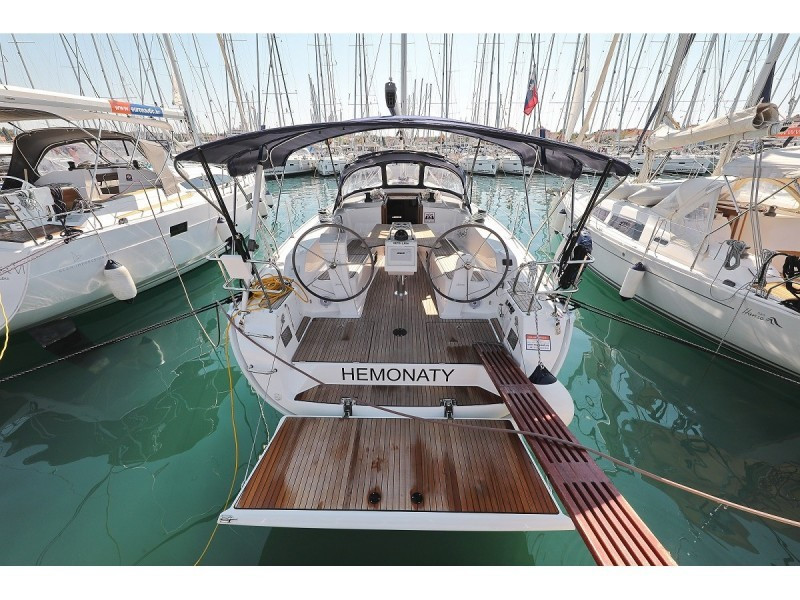 Yacht BAVARIA - Cruiser 41 "Hemonaty"