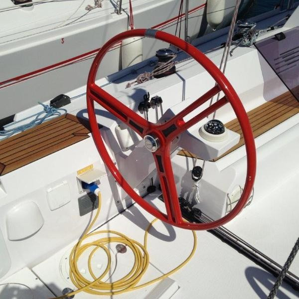 Yacht ELAN - 350 "November"