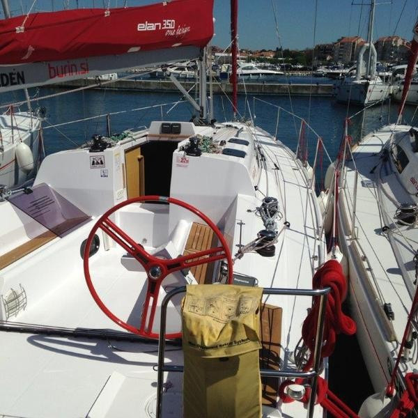 Yacht ELAN - 350 "November"