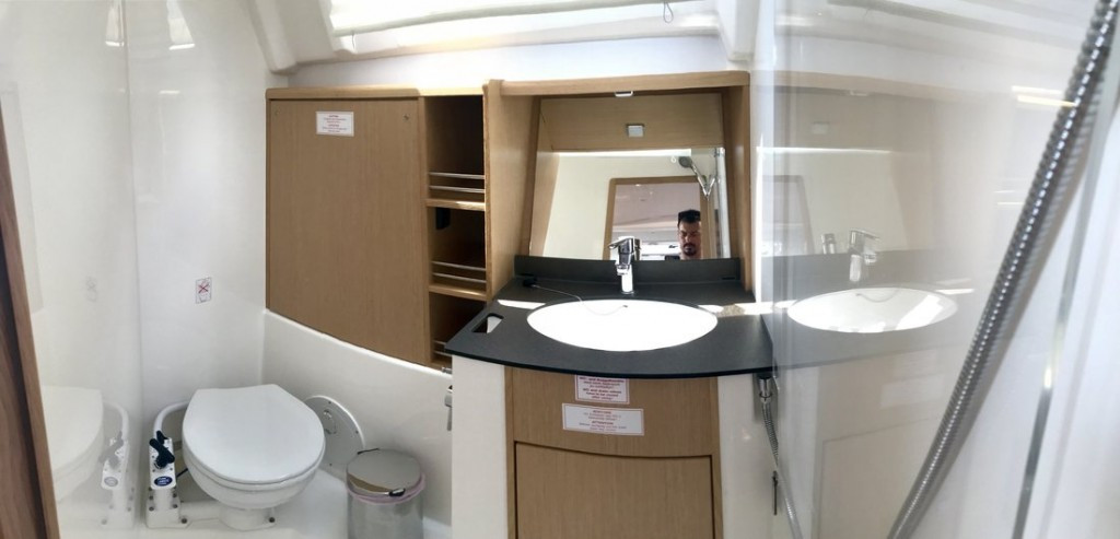 Yacht BAVARIA - Cruiser 41 "Leonidas"