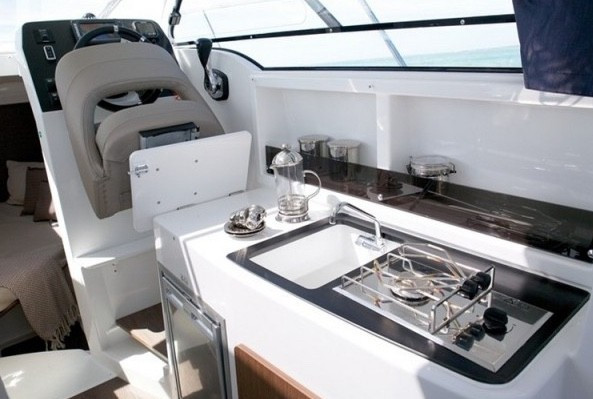 Yacht BENETEAU - Antares 8 OB "Angela"