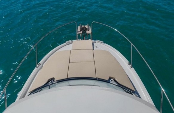 Yacht BENETEAU - Antares 8 OB "Angela"