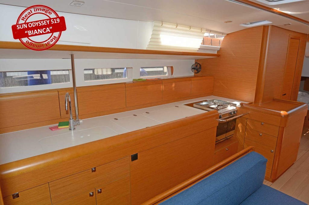 Yacht JEANNEAU - Sun Odyssey 519 "Bianca"