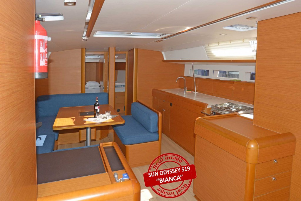 Yacht JEANNEAU - Sun Odyssey 519 "Bianca"