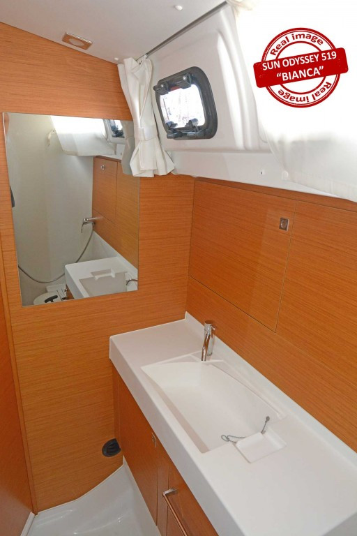 Yacht JEANNEAU - Sun Odyssey 519 "Bianca"