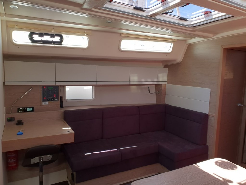 Yacht HANSE - 458 "Adagio"