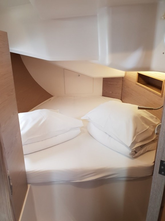 Yacht HANSE - 458 "Adagio"