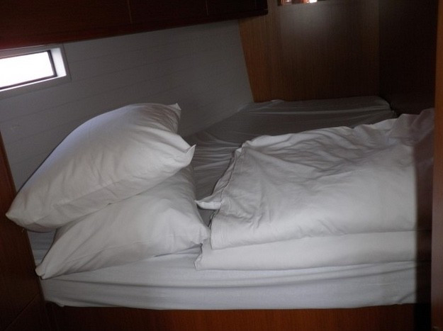 Yacht BAVARIA - Cruiser 34 "Tika"