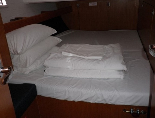 Yacht BAVARIA - Cruiser 34 "Taka"