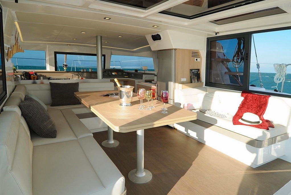 Yacht CATANA - Bali 4.1 "Testa"