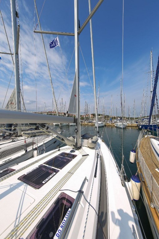Yacht BAVARIA - Cruiser 37 "Bella Angelina"