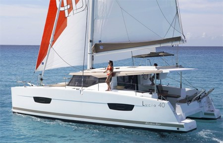 Yacht FOUNTAINE PAJOT - Lucia 40 "Sunrise"