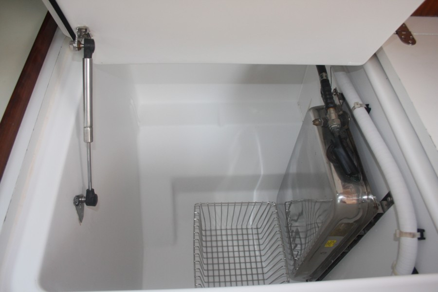 Yacht BENETEAU - 50 "Viktoria II"