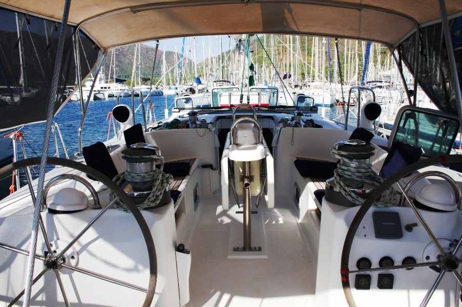 Yacht BENETEAU - 50 "Viktoria II"