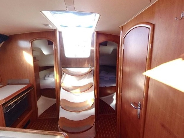 Yacht JEANNEAU - Sun Odyssey 40 "Balance"
