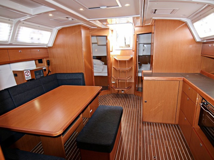 Yacht BAVARIA - Cruiser 46 "Alessandra"