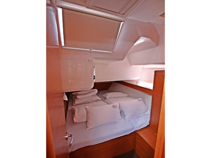 Yacht DUFOUR - 460 Grand Large "Lola"