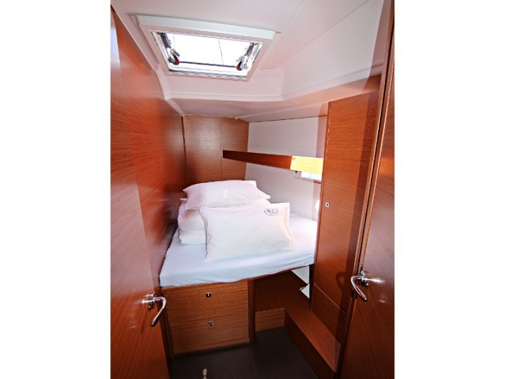 Yacht DUFOUR - 460 Grand Large "Lola"