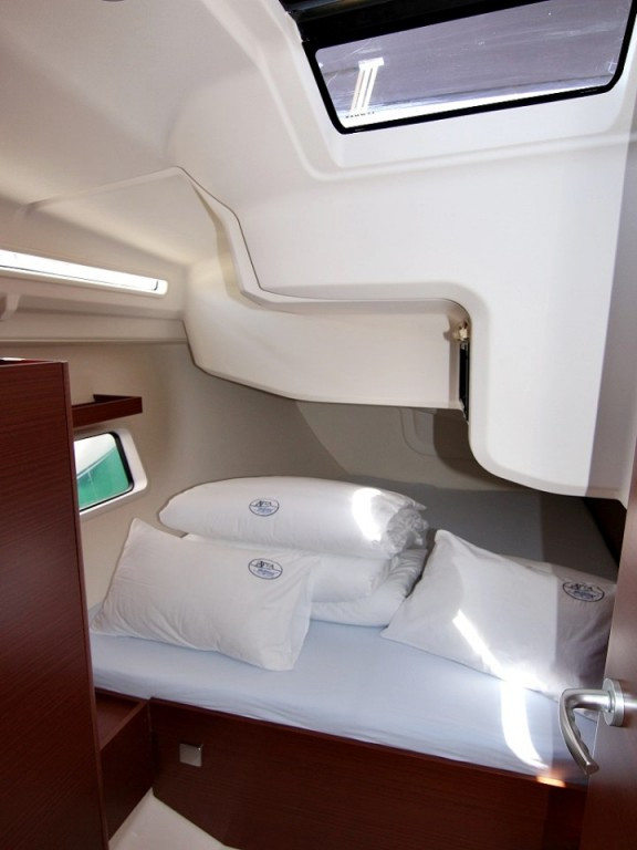 Yacht HANSE - 418 "Eva"