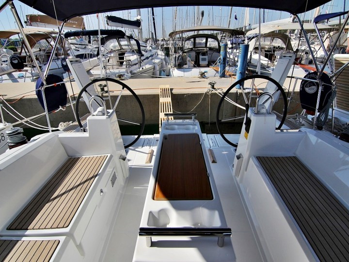 Yacht HANSE - 418 "Eva"