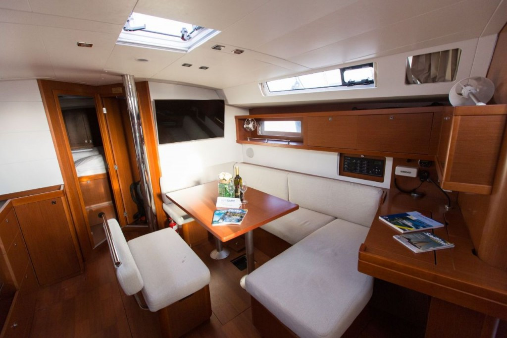 Yacht BENETEAU - Oceanis 45 "Nesi 2"