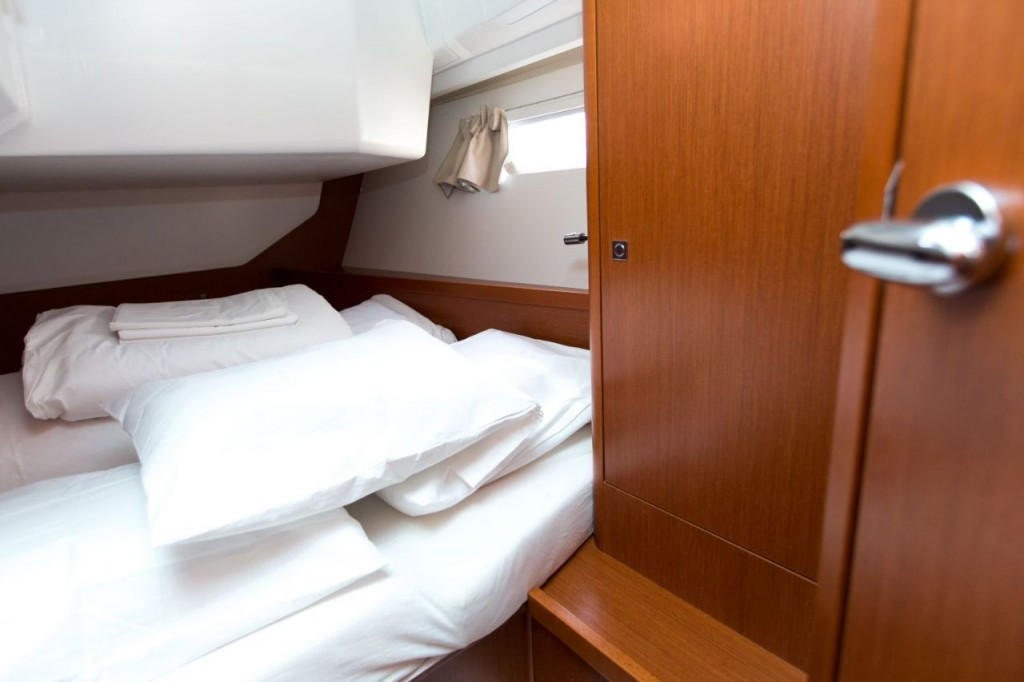 Yacht BENETEAU - Oceanis 45 "Nesi 2"