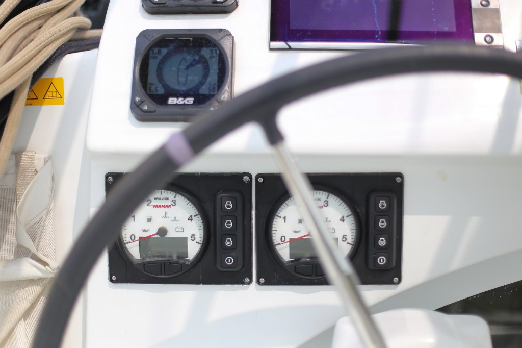 Yacht LAGOON - 380 "Eos"