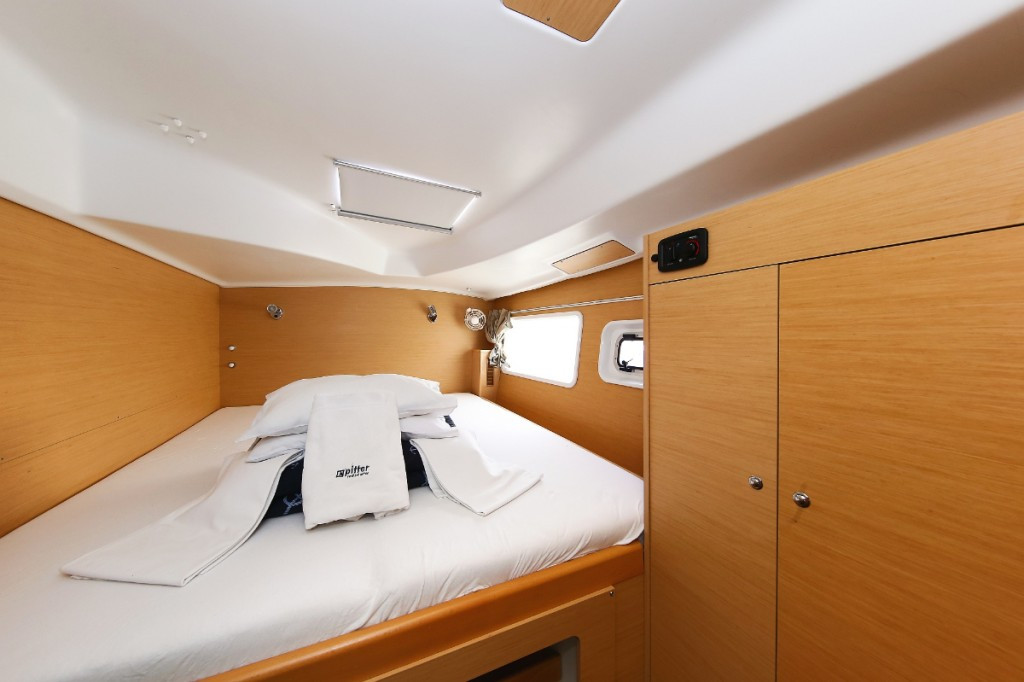 Yacht LAGOON - 380 "Eos"