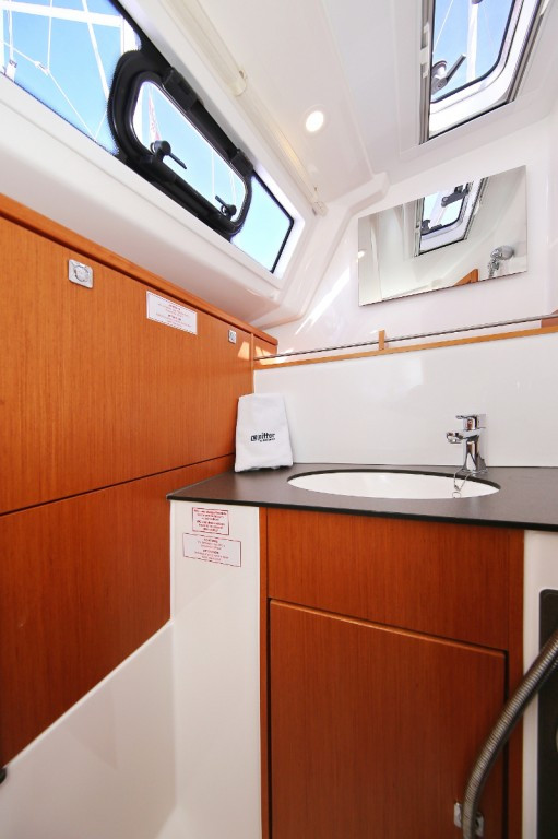 Yacht BAVARIA - Cruiser 37 "Adriana"