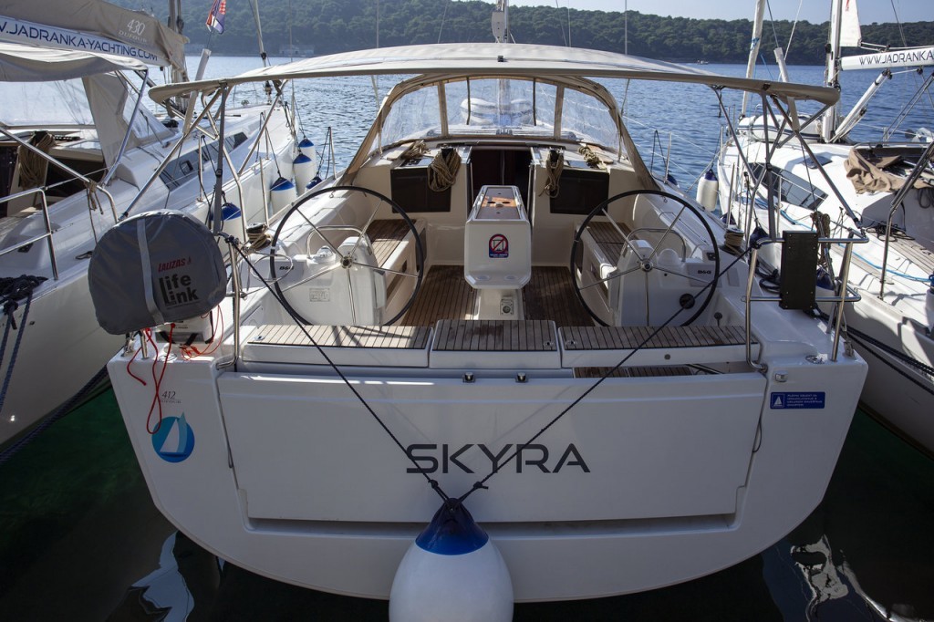 Yacht DUFOUR - 412 Grand Large "Skyra"