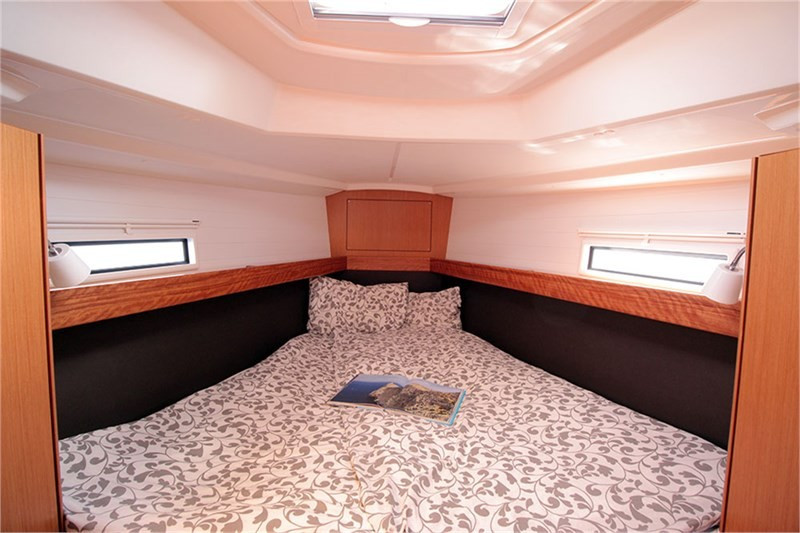 Yacht BAVARIA - Cruiser 37 "Chilly Lilly"