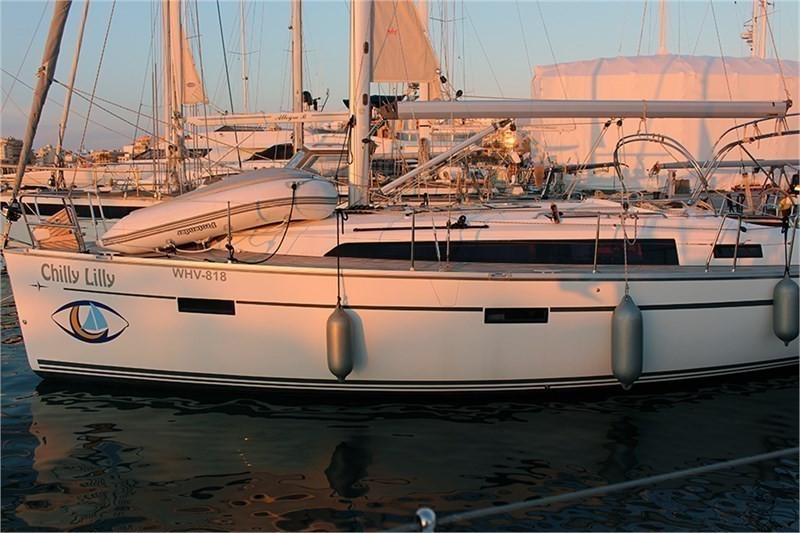 Yacht BAVARIA - Cruiser 37 "Chilly Lilly"