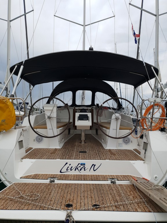 Yacht BAVARIA - Cruiser 41 "Livka IV"