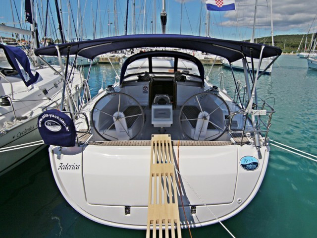 Yacht BAVARIA - Cruiser 41 "Federica"