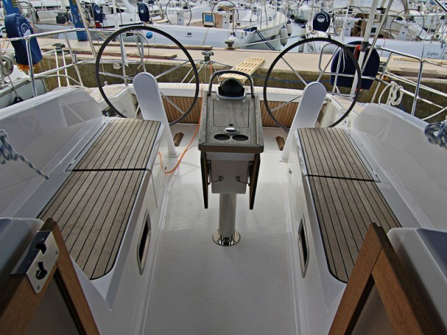 Yacht BAVARIA - Cruiser 41 "Federica"