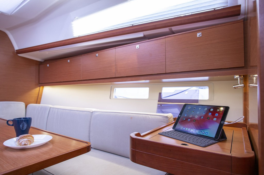 Yacht DUFOUR - 382 Grand Large "Nike"