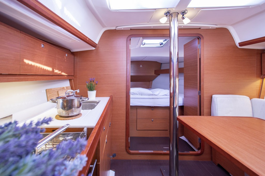 Yacht DUFOUR - 382 Grand Large "Nike"