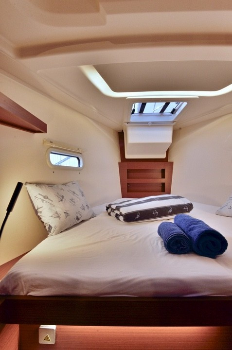 Yacht HANSE - 388 "Jolana"