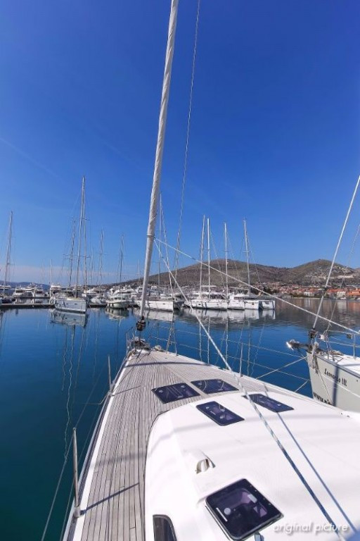 Yacht BAVARIA - Cruiser 51 "Viviana"